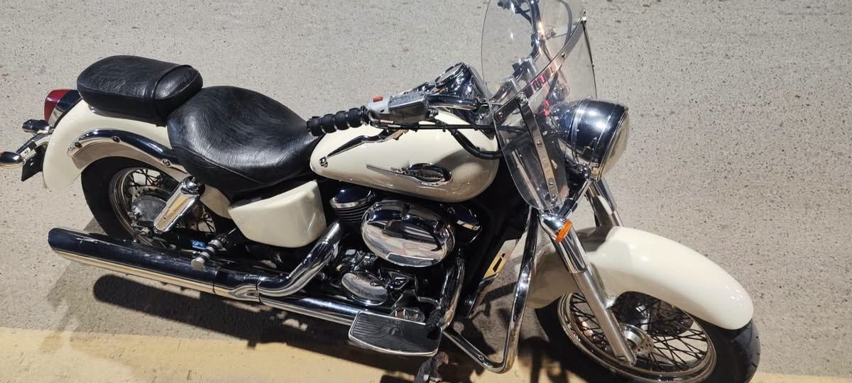 السلام عليگم احبتي،🫂
Honda Shadow 400cc
وارد يابان دخول جديد. قطعه جديده. عقد بيع وشراء. فقط
سعر ،،22 قابل لتفاوض.  
اخوكم. سيد مهدي الهاتف.***********...***********
