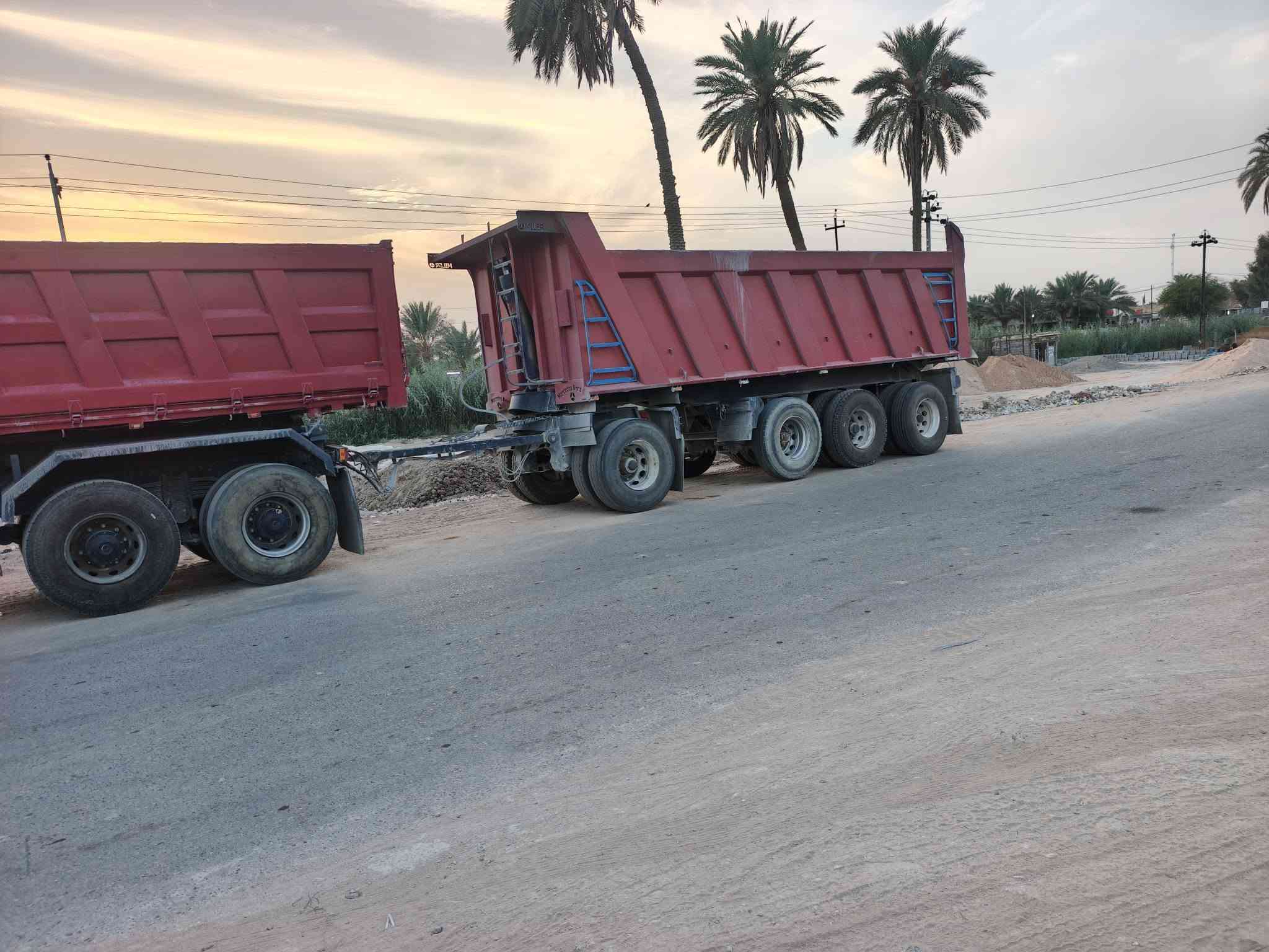 السلام عليكم اكتروز للبيع موديل 2000رقم قادسيه إنكليزي مربوطه 3لوحات كير فتيس مكينه 44مجموعه جيف تخم تاير تبريد مكاني بابل القاسم ***********بيع سريع 580 وزنهه فارغ 26طن

