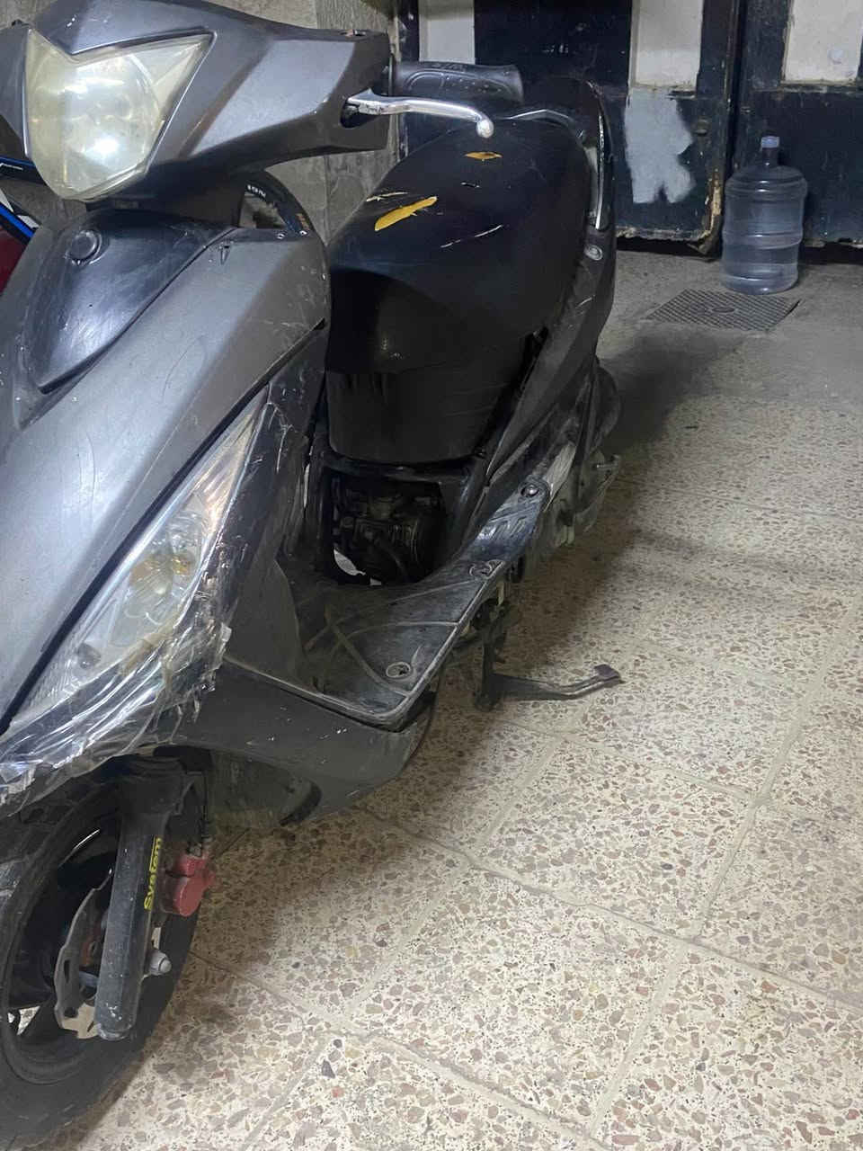 دراجه سيام للبيع بيه عطلات قليه السعر 200وبيه مجال المكان بغداد الشعب حي اور الرقم للتواصل واتساب ***********
