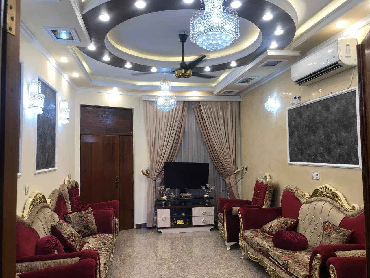 الشعب شارع الاسواق • ١٨٠م • ٦نوم