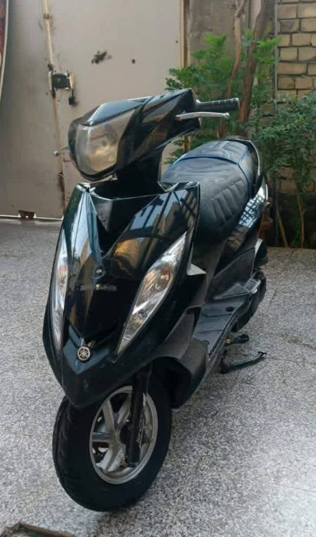 سلام عليكم دراجه GTR موديل ٢٠١٠ صالها ٥ اشهر من نازله رمبه دراجه نضيفه مكينه ما مفتوحه كهربايات كلهن شغاله سعر ٩٨٠ وبيها مجال حك جية مكاني بغداد شعلة  الرقم ***********
