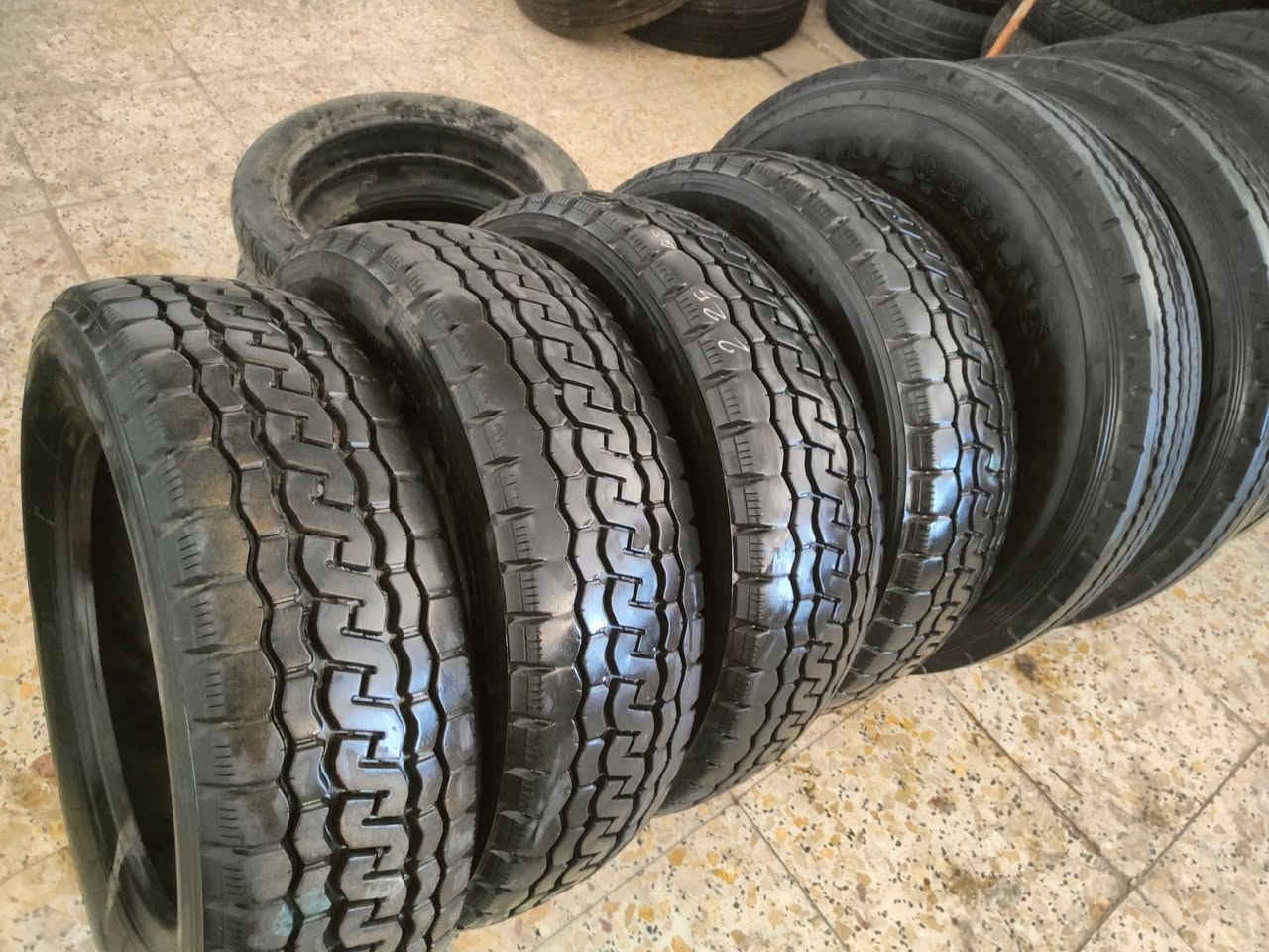 متوفر طارات باله و برندات عاليه
16×50+195زوج ب50الف
16×65×195سعر زوج 50
16×750يباني دلوب سعر زوج 200
16×65×215 سعر زوج 85 اخو جدي
16×55×225سعر زوج 85
16×75×215 سعر زوج 90
17×65×215سعر زوج 90
17×65×225سعر زوج 85
18×65×215سعر زوج 85
19×50×235سعر زوج 85
19×55×235سعر زوج 50
سايبا جديد زوج ب70
طيبه جديد زوج ب 75
