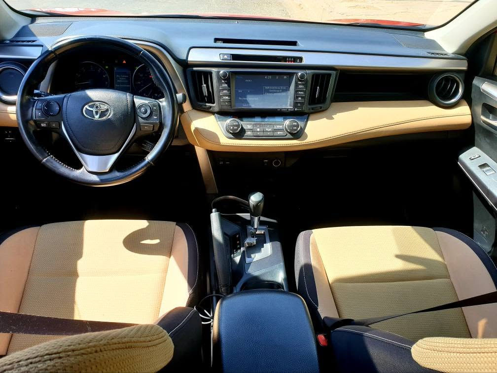 TOYOTA RAV4  AWD / XLE 

مودیل 2017 

دواخل بیجی و اسود
مواصفات XLE امریکی
دبل اکسل 4X4
المسافە المقطوعە 64 mile ڕۆیشتووە
محرک 2.5 ما مفتوح
V4 اربع سلندر 

ملاحظة : ضررها جاملغ واحد مع بقعتین بالباب + تعدیل بارد واحد 

تێبینی : تەنها یەک چاملغ و دوو پەلە سبوغی هەیە لەگەڵ یەک بست ساردی 

مواصفات ( سلایت ـ بلاجکتور ـ دبل اکسل ـ حساسات ـ تحكمات ستیرن فول ـ مرایة كهربائیة ـ بلاجکتور ـ مقاعد کهربائی ـ صندوق شفط ـ شاشە و کامیرا )

السعر 163 ورقە و مجال قلیل 

کیر + محرک + تبرید + تحویل بشرط
رقم + سنویە + هزە کلها جدید لـ 2031 

*********** موجود واتساپ ـ ڤایبر أربيل, العراق
