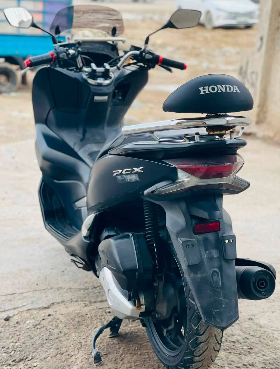 السلام عليكم

جيل ثالث وارد كوري مكينة 150cc 2020  PCX

كفاله عامة

اللون اسود

حساس ازدحام

جامة ملحق زغيرة

تجوة اصليه

تدفئه يدات

المكان بغداد المعامل   حي النصر

للاستفسار ***********  متواجد واتساب
