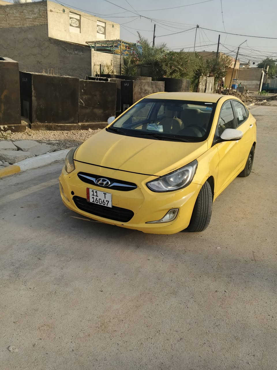 سلام عليكم اكسنت موديل 12خليجيه بسمي تحويل ثاني يوم 
رقم انكليزي سنويه ل31يعني جديده مصفره هيئة وغرامات
مكينه1600دوش قبل سبوعين شادها ومنضومه تبريد جديده ثلج
سياره جاهزه مابيها اي نقص مكاني بغداد 
لاستفسار ***********سعر 75
