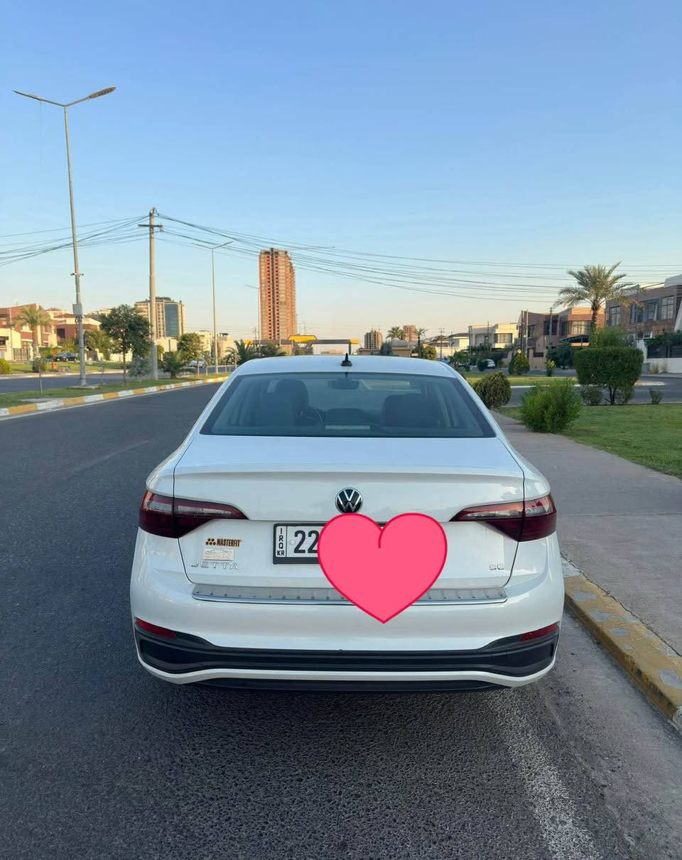 جیتا
📅 مۆدیل: 2023
⚙️ مواسەفات: SE
⛽ مەتۆر: 1.5 Turbo
🛣️ ڕۆیشتوو: 43,000 کیلۆمەتر
🚗 ڕەنگ: سپی
🔢 رقەم: هەولێر

✅ سەیارەکە زۆر پاک و خاوەن سێرڤیسی بەردەوامە.
🟡 تەنها ٢ پارچە بۆیاخ (دەرگا و چەمەلەخ).
ئێرباگ بەس شانی تەقیوە
پێش و پشتی کەپسە
مواسەفات (se) پانۆڕاما شەغال کوشن هیتەر ١٠ لیدی ناو گێج ئۆتۆ ستۆپ خەتی جادە زۆر مواسەفاتی تر

بۆ پەیوەندی کردن ✅
*********** أربيل, العراق
