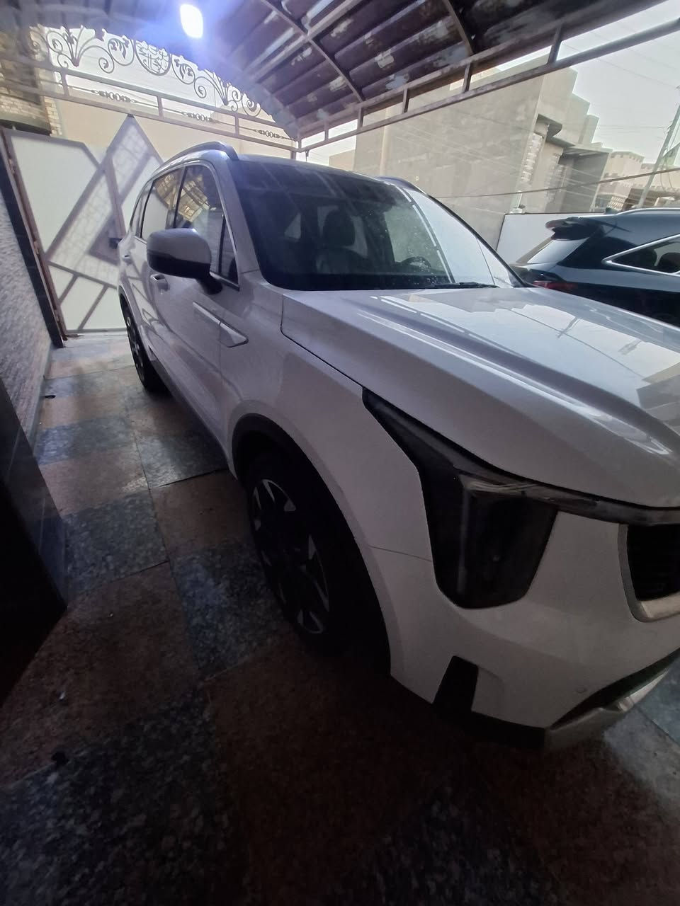 كيا سورنتو وارد امريكي موديل 24 
السيارة حرة بدون رقم منفيست بأسمي تسجل جميع محافظات مواصفات فول EX التقرير مياه امطار شرط الفحص السيارة جاهزة ماشية قليل 5300 mi
الاتصال ***********
