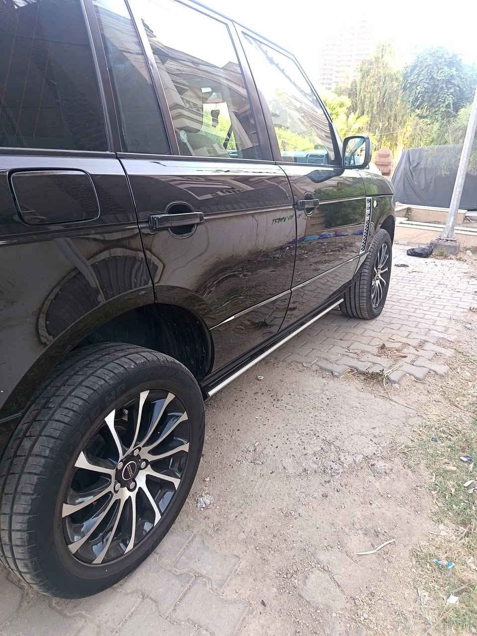 بيع أو مراوس باحدث
 فووك خليجي ٢٠١١ سردار
بدون صبغ جاهزة
مكان السيارة جادريه ***********
