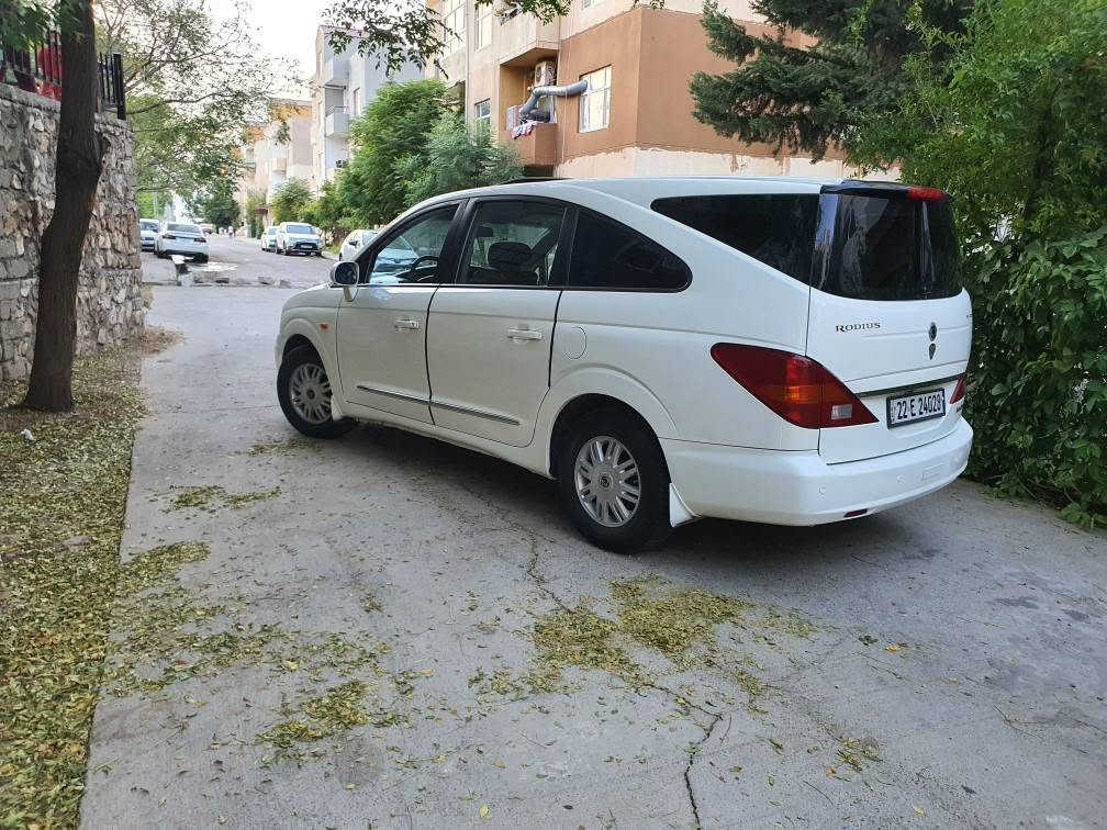 السلام علیکم ....
سانگ یۆنگ ئاکتیۆن کۆری مواصفات مارسیدس2011 Vip...

گێر ئۆتۆماتیک و گێر عادی و گێر لە سۆکان ، شاشە گەورە ، کامێرا ، حەساس ، abs ، 4×4 ، حەوت نەفەری ، مواصفات مارسێدێس ، کۆشن متحرک ، کۆشن جلد ، مەکینە بیلاد مارسێدێس ۳۲۰ شەش پستۆن مەکینە مەرغوب ، رەقەم و سەنەی نوێیە تا مانگی ۹ ۲۰۲۷ ، غەرامە ۳۰۰ دۆلاری لەسەرە دوای مامەلە وەردەگریەوە  ،گێر مەکینە دەبل ئەکسل تەحویل غەرامەی هەمووی بەشەرت... 
*********** مرغصور, أربيل
