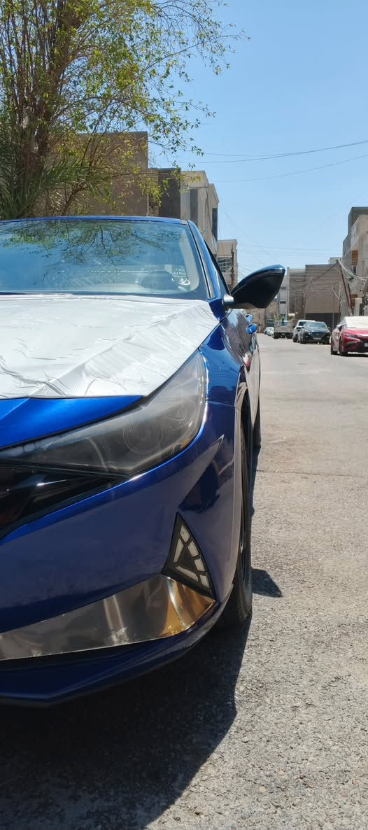 السلام عليكم سياره الانترة هايبرد موديل 2021 أمريكي للبيع بيهة حادث امامي صبغ فقط بدون تبديل 4 قطع السيارة لمتد فول مواصفات حساس رادار امامي خلفي شاشة جبيرة كار بلي لد داخلي فتحة السيارة كشنات جلد خزن ميموري تدفئ تبريد لد متصل لايت زنون امامي بصمة ودخول ذكي تشغيل عن بعد توقف ذاتي انضمه قياده شاحن لاسلكي سياره جاهزه كير مكينه صدر تخم تاير تبريد تدفيه كلشي شغال ماشيه 67 ميل السياره جاهزه رقم بغداد انكليزي بسمي تحويل ثاني يوم للستفسار *********** السعر 112 وبيها مجال بسيط كلش بيع او مراوس مكاني بغداد حي الجهاد شارع الشارقه
