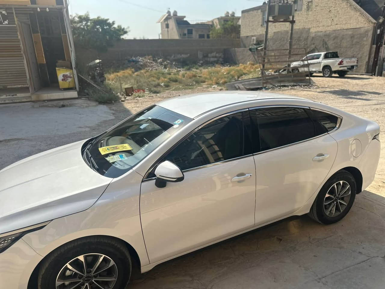 سلام عليكم للبيع BYD دستروير موديل 25
السياره بأسمي ماشيه 19 الف كفاله من الصبغ والبارد مجرد شخط جوه قبق الشحن مبين بالصور العنوان الدوره والسعر 19/200 وبيها مجال الرقم ***********
