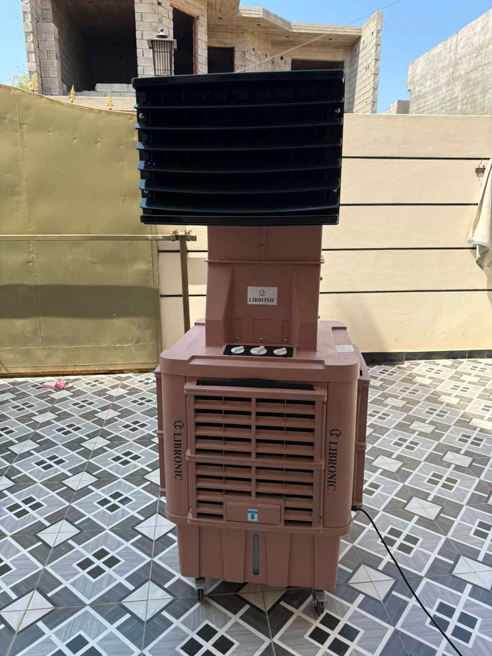 مبرده للبيع جديده استعمال شهر السعر
٢٥٠ ألف ***********
