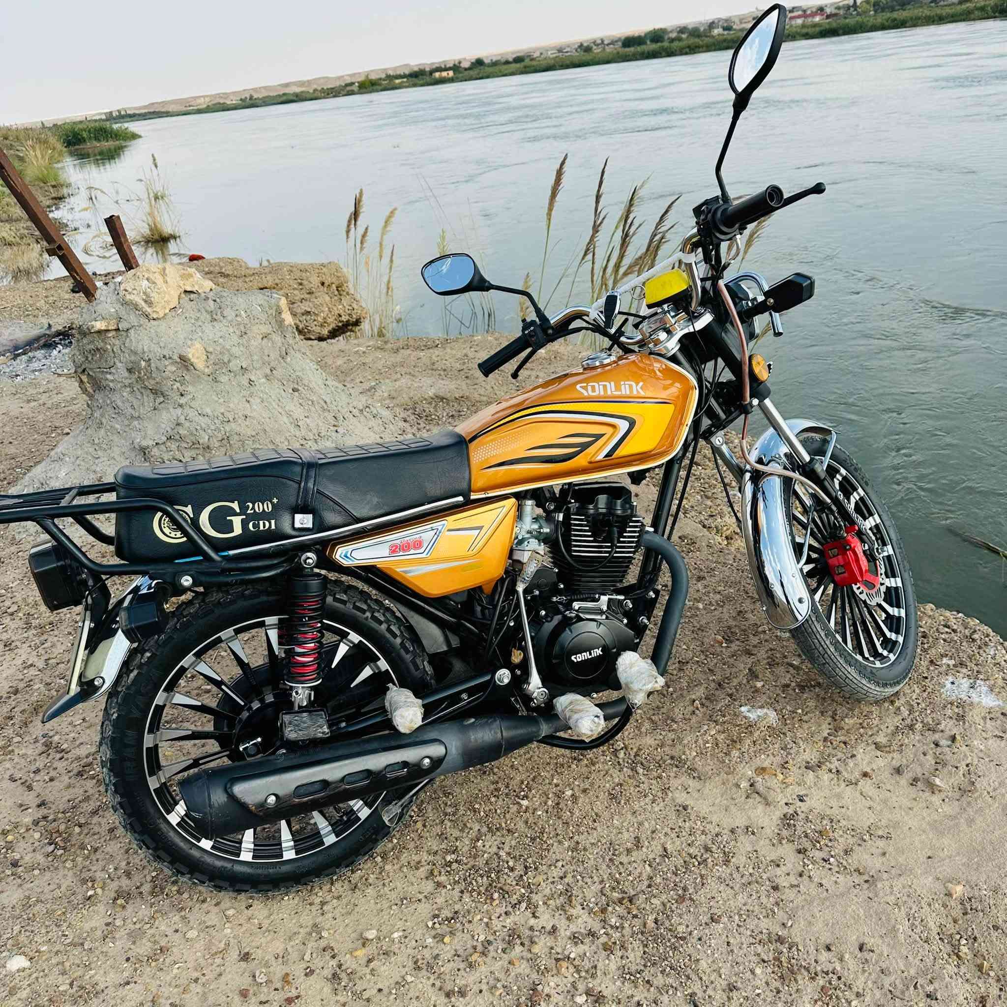 سولنك • ٢٠٠ • ٢٠٢٥