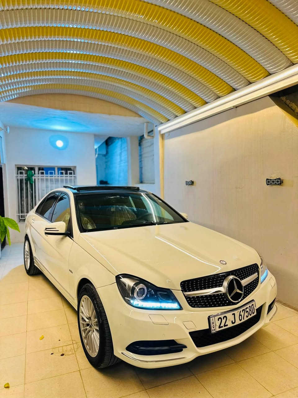 Mercedes-Benz C200 2012
-------------------------------------

#السعر : 134$ وبيه مجال بسيط

#رقم الهاتف :*********** 

#رقم السيارة : اربيل  

مكان السيارة : واسط/العزيزية 

-------------------------------------

سلام عليكم 

 للبيع  مارسيدس C200 موديل 2012 رقم اربيل سيارة خليجية   وكاله اربيل مكفولة بدون ضربة بيه صبغ قطعتين بدون دواخل سيارة فول مواصفات 

1_ بصمة تشغيل + ابواب 

2_محرك  +كير  مكفولات ⁦⚔️⁩

3_تبريد قطعتين+ثلاجة⁦❄️⁩

4_كروز سرعة🔒 

5_ داخل مشمشي بلادي ⚔️⁩

6_مراية داخلية+جانبة عاكسة ⁦🔍

7_تحكم ستيرن ⁦⚔️⁩

8_مري شفط 

9_انظمة قيادة  +سبورت + طبيعي 

10_انارة ترحيب💡 خارجية وداخلية ⁦⚔️⁩

11_شاشة اعطال

12ستيرن كهرباء  

13_ويل 17 بلادي +تخم تاير جديد   💡

14_جام اخضر ⚔️⁩ 

15_صدر امامي خلفي جديد

16_بردات خلفي 3 

17 دركة حرف D

18_لايت داينمك LED 

19_كشنات كهرباء +خزن ذاكرة 

20_بانوراما 

21_حساسات امامي خلفي 

22_كاميرا خلفية   

 

-------------------------------------
