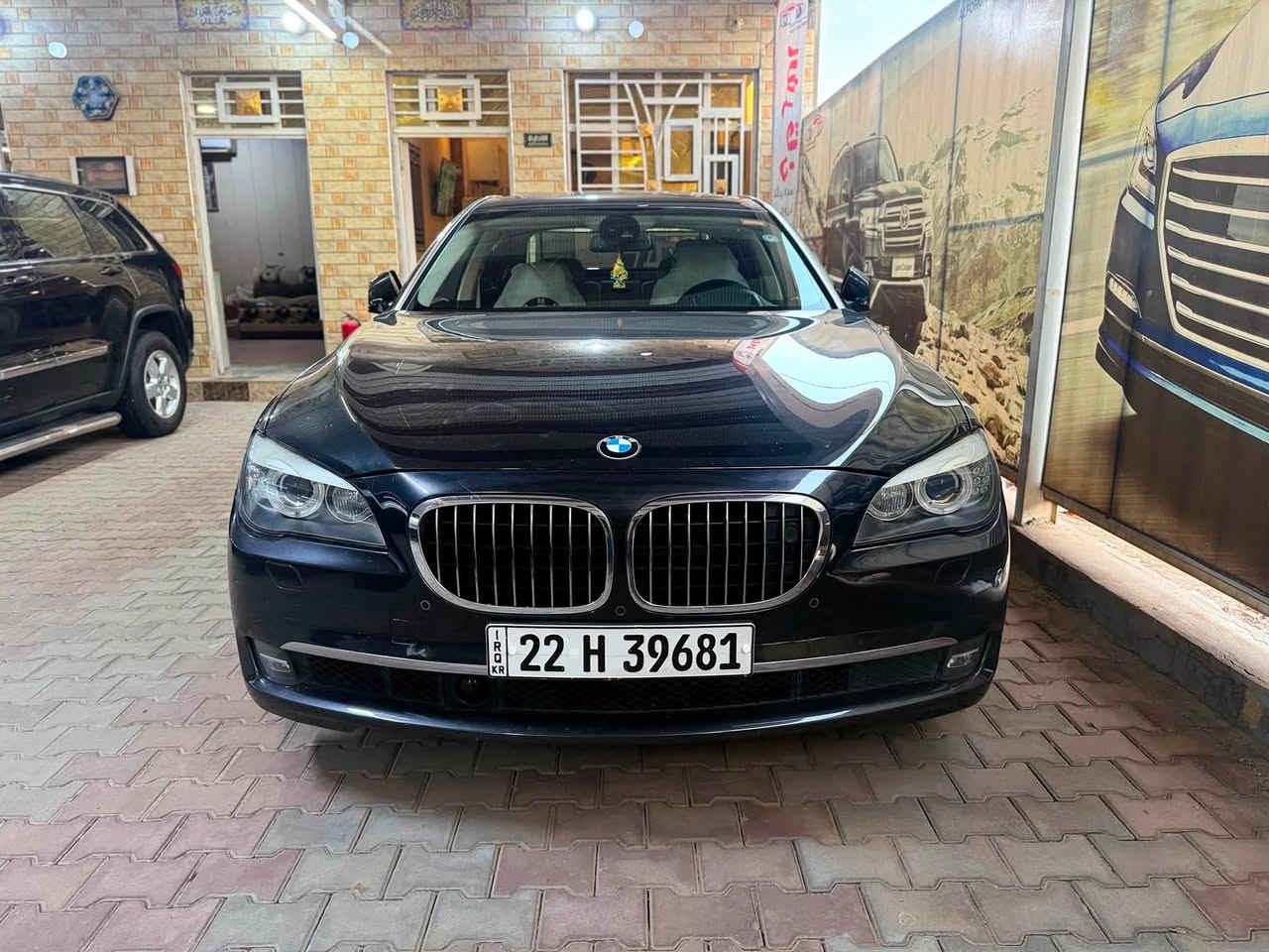 بي ام 760Li • ٢٠١٠ • توين توربو