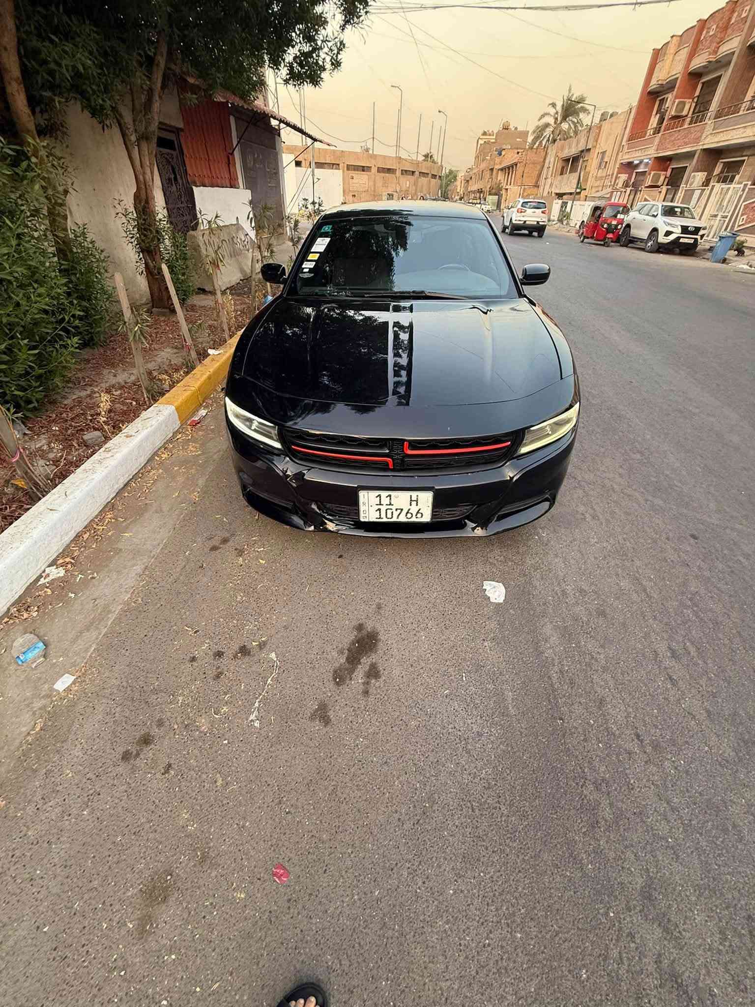 السلام عليكم اللبيع أو مراوس حسب القناعه
جارجر 18  بدون يرباك  كل نقص مابيهه كامله 

حادثه موجود بالصور وبيهه بالعراق صبغ بدون دواخل شخوص اعتبرهه حزام والسياره مو حزام عنوان بغداد الوزيريه 

***********
