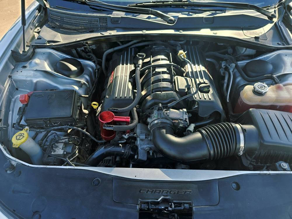 Dodge charger R/T HEMI 
- 28 Haraz mile roshtuwa.
- Kushn jld.
- mkabaray Alpine.
- Super track pack.
- launch control.
- breake krawa ba Brembo.
-ger swkan.
- dargay dway sakn boyaxaw chamalaxy dway sakn sardy pewaya.
- nrx: 225 w majal
- raqam: ***********

-دوج جارجر هيمي ٢٠٢١
- ماشي ٢٨ الف ميل.
-كشنات جلد.
- مكةبرات ALPINE .
-سوبر تراك باك.
- نضام ضد انزلاق.
- فتج و فلةنجات برمبو أصلي.
-ضرر بس الباب خلفي سكن سبغ و جاملغ خلفي سكن بيها تعديل بارد.
- سعر: ٢٢٥ و بيها مجال.
- رقم: *********** السليمانية, العراق
