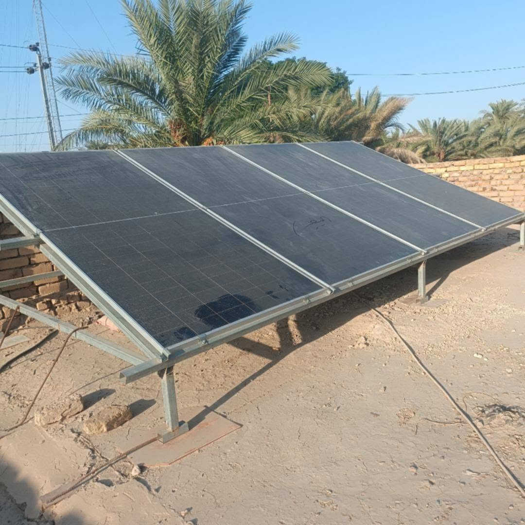 🏠 للبيع: بيت مع عَرْصَة بموقع مميز
📍 الموقع: الديوانية - طريق الدغارة (قريب جداً من الشارع العام، بالقرب من عقيل أبو المخضر ومحطة بدر الدجى).
​📄 تفاصيل العقار: 250م
​نوع العقار: بيت مع عَرْصَة.
​نوع السند: زراعي (سند 25).
​التصميم الداخلي: غرفتين، صالة استقبال، مطبخ.
​المرافق الخارجية: حديقة.
​✨ المميزات والخدمات:
​شوارع مبلطة بالكامل وسهلة الوصول.
​توفر خدمات الماء والكهرباء الرسمية.
​البيت مجهز بالكامل بمنظومة طاقة شمسية.
​💰 السعر: مناسب جداً.***********
