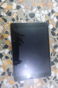 آيباد ٩ • ٦٤ جيجا • الشعب الجمعيات