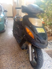 موتوسيكل • حك الجهة • مجال قليل