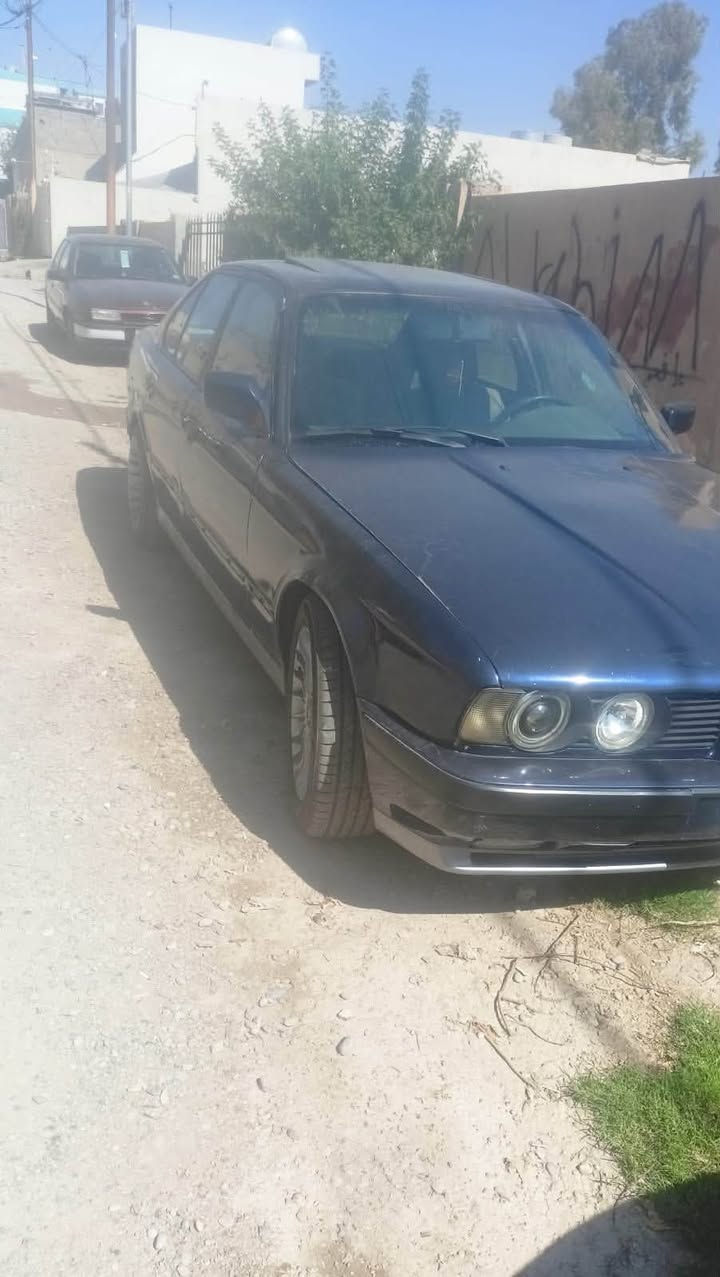 بيع نقد فقط بدون مراوس او قسط سلام عليكم بي ام 520 رقم كركوك كير ومحرك شرط محرك 520 بوما كير عادي صدر امامي خلفي شرط تخم تايرات و وياله جديده رقم كركوك سنويه منتهي شرط تحويل سنويه ضرره جاملغ خلفي سياره معمره جديده كامل من دعاميه للدعاميه و سعره مناسب حيل سعره 28 وبي ومجال مكاني كركًوك ***********
