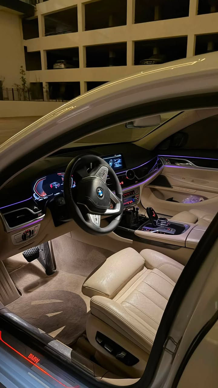 Bmw 740i 2020
٨٠ میل ماشی

مابی صبغ و حتا دعامیات

بس بی PDR مکان واحد 
348$ مجال
***********
