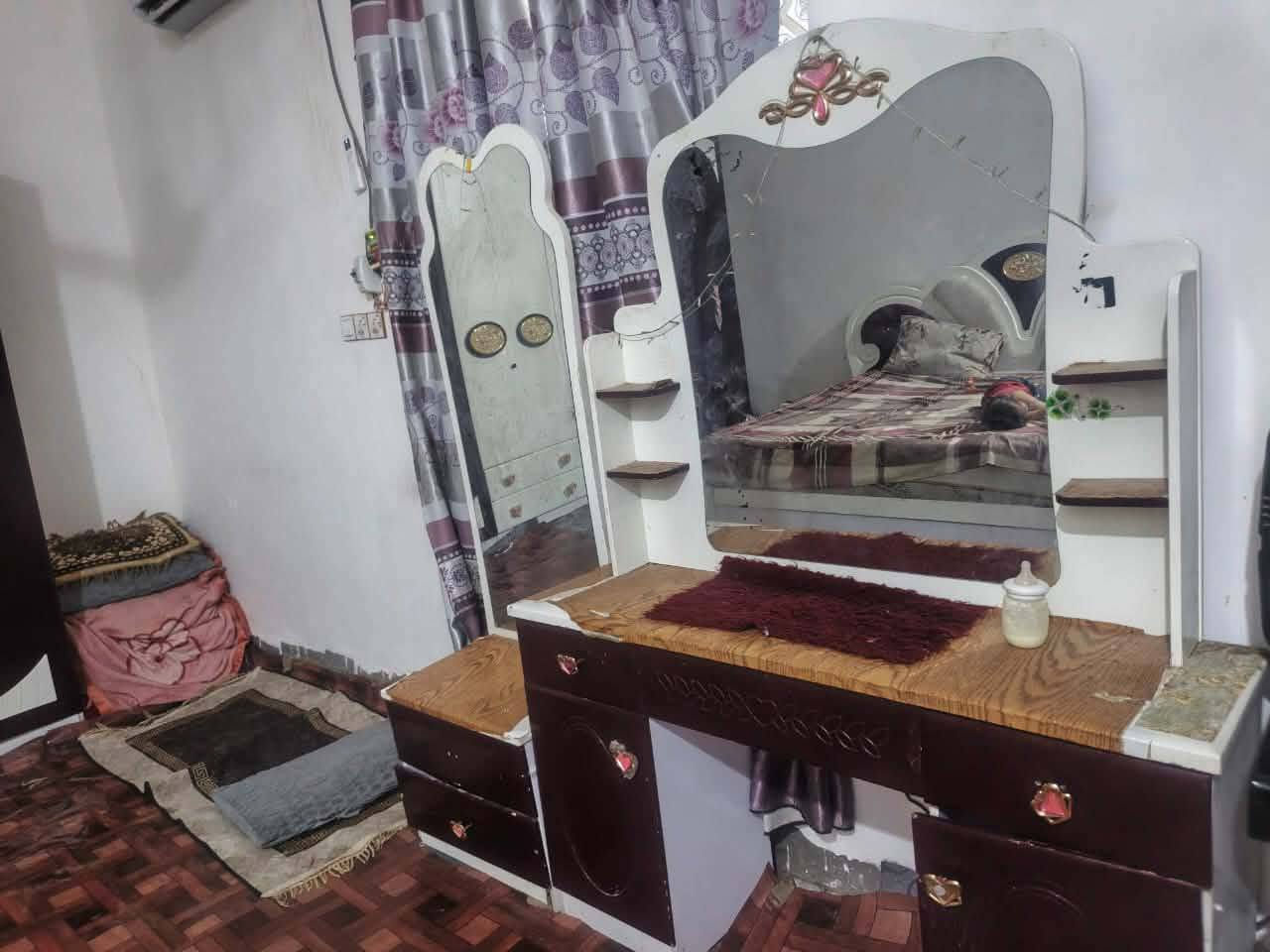 غرفه تركي للبيع 350 المكان السماوه
