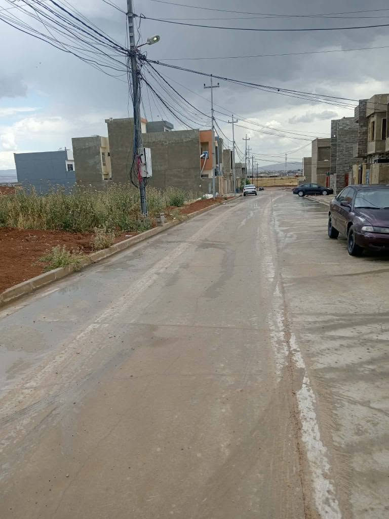 قطعة أرض ١٠٠متر   ركن مربع راس فرع شارعها 15 خلف محطة المشاعل عبور السايدين ٣٠
رقم القطعة ٣١٦٢ 
خدمات كامل
ماء وكهرب وتبليط
وبيها بير موازي
للاستفسار الاتصال على الرقم
***********
*********** موصل, نينوى
