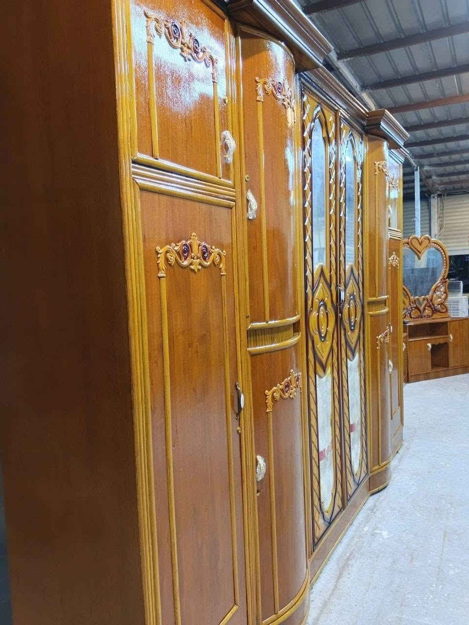 غرفة نوم صاج عراقي مستخدم نضافة مالتها 80بالمية سعر 800الف يوجد لدينا توصيل بغداد والمحافظات ***********
