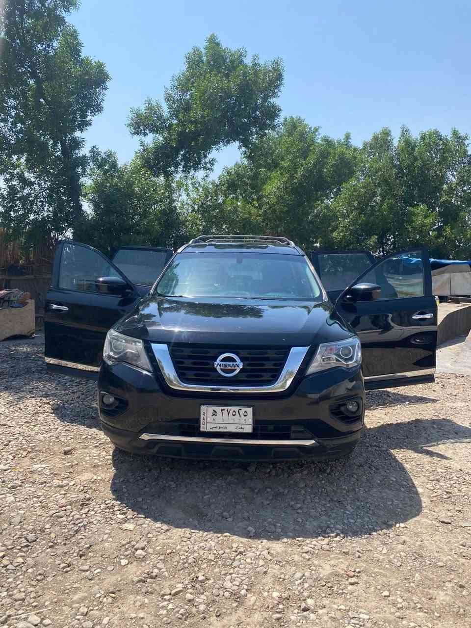 سياره للبيع نيسان باثفندر موديل 2018 وارد أمريكي سيارة نضيفه على وضع الشركه
6V  3500
فوول مواصفات  SV   كشنات كهربائية تبريد 3قطع مقاعد أسود مخملي 
لون اسود 7 راكب
مكفوله من الصبغ محرك بلادي 
الضرر جدا بسيط تبديل بنيد فقط
ماشية 126الف
سعر 185 ورقة وبيها مجال
وللاستفسار أكثر الاتصال على الرقم
***********
