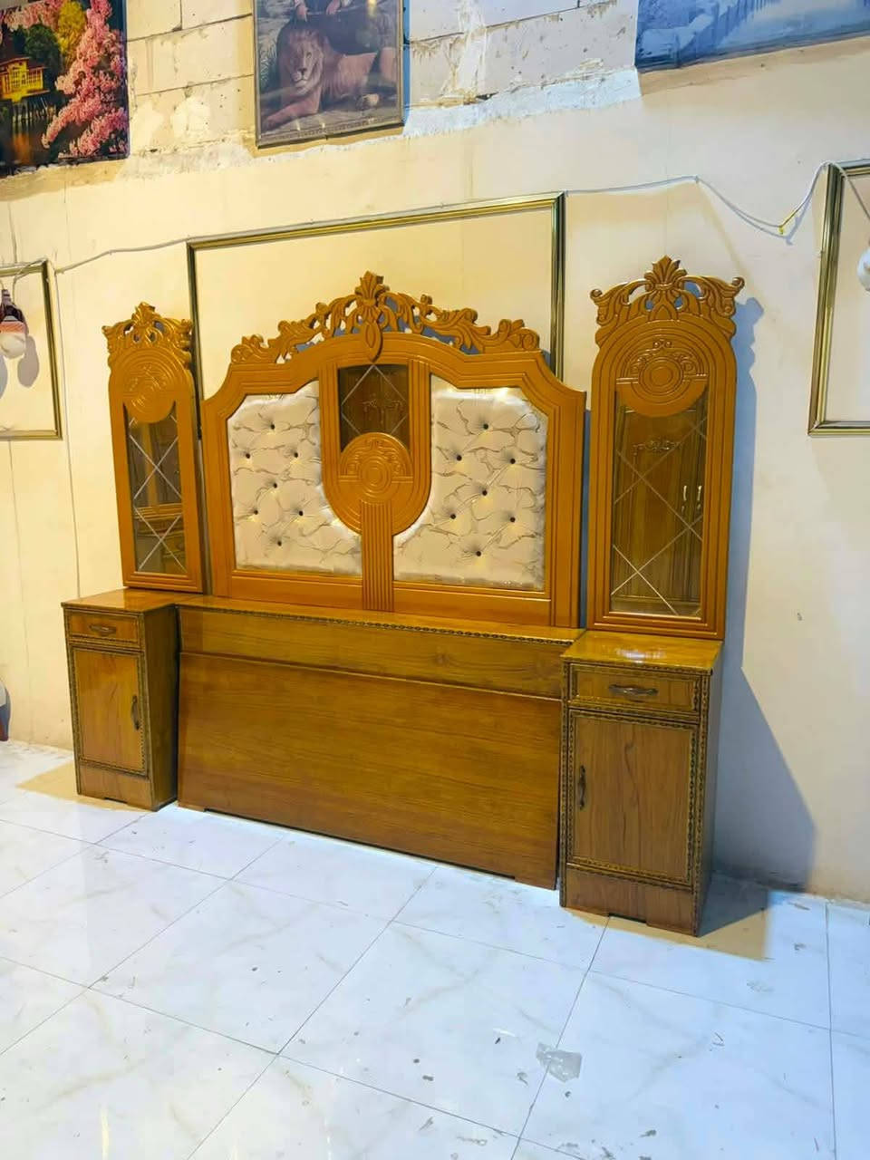 غرفة نوم • أثاث • واتساب