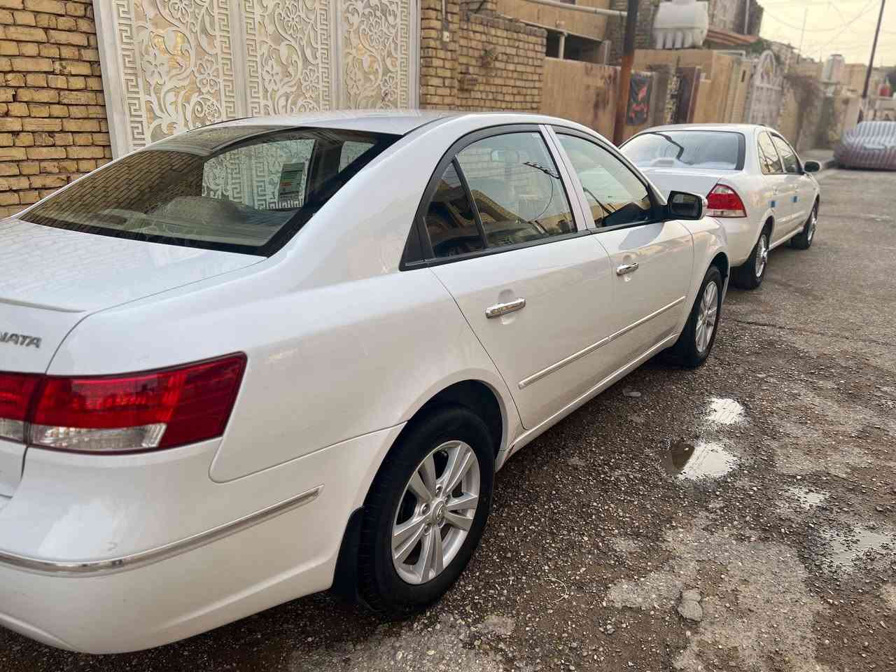 السلام عليكم
سوناتا 2011 خليجيه فول مواصفات رقم واسط كفاله عامه من الضربه والصبغ والفتح والتبديل والگير والمكينه والتبريد جديده جداً و السونار مرفق مع الصور السعر المطلوب 138
وبيها مجال بسيط جداً مكان السياره كوت مركز المدينه للاستفسار ***********

