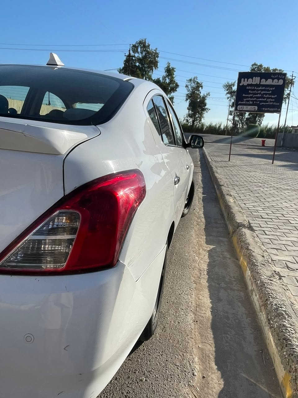 نيسان سني مديل21
جمالغ صبغ وقبق جنطه بارد
سعر 100بيها مجال بسيط
***********

