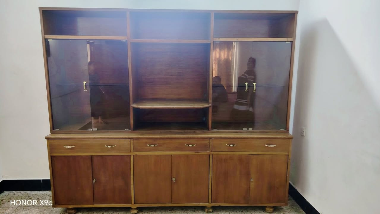 معرض طابقين للبيع
رقم الهاتف  ***********
