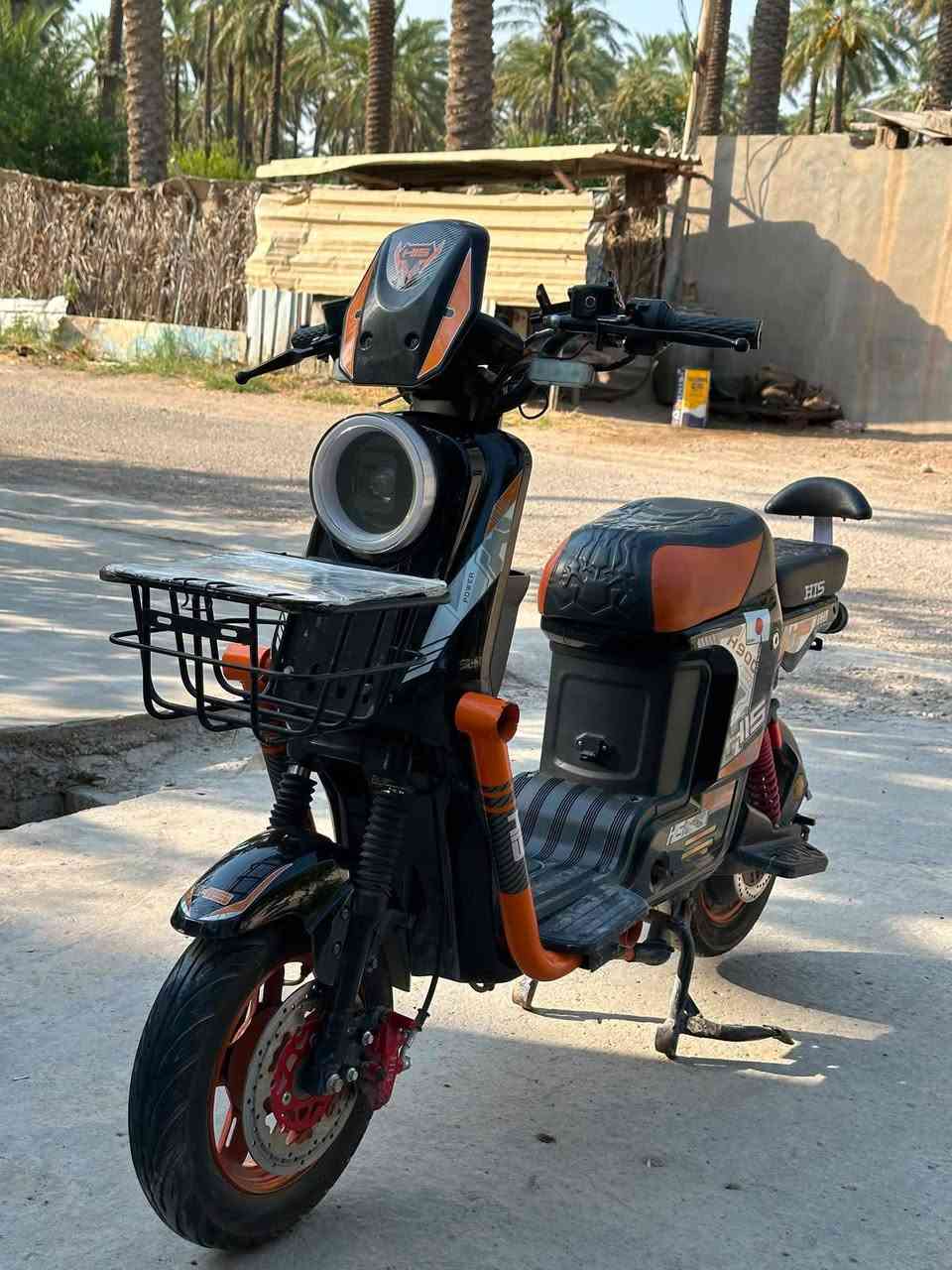 السلام عليكم
درجة اللبيع فول H15  خمس بطاريات خير من الله درجة فول جديدة بك هورن  بريك مامي بريك خلفي  درجة مفولة كهربائية  السعر ٣٧٥ وبيهة مجال الطيبين  مكاني ديالى بعقوبة ناحية العبارة  الرقم واتساب أو خاص فقط   ***********  رسل ودال

