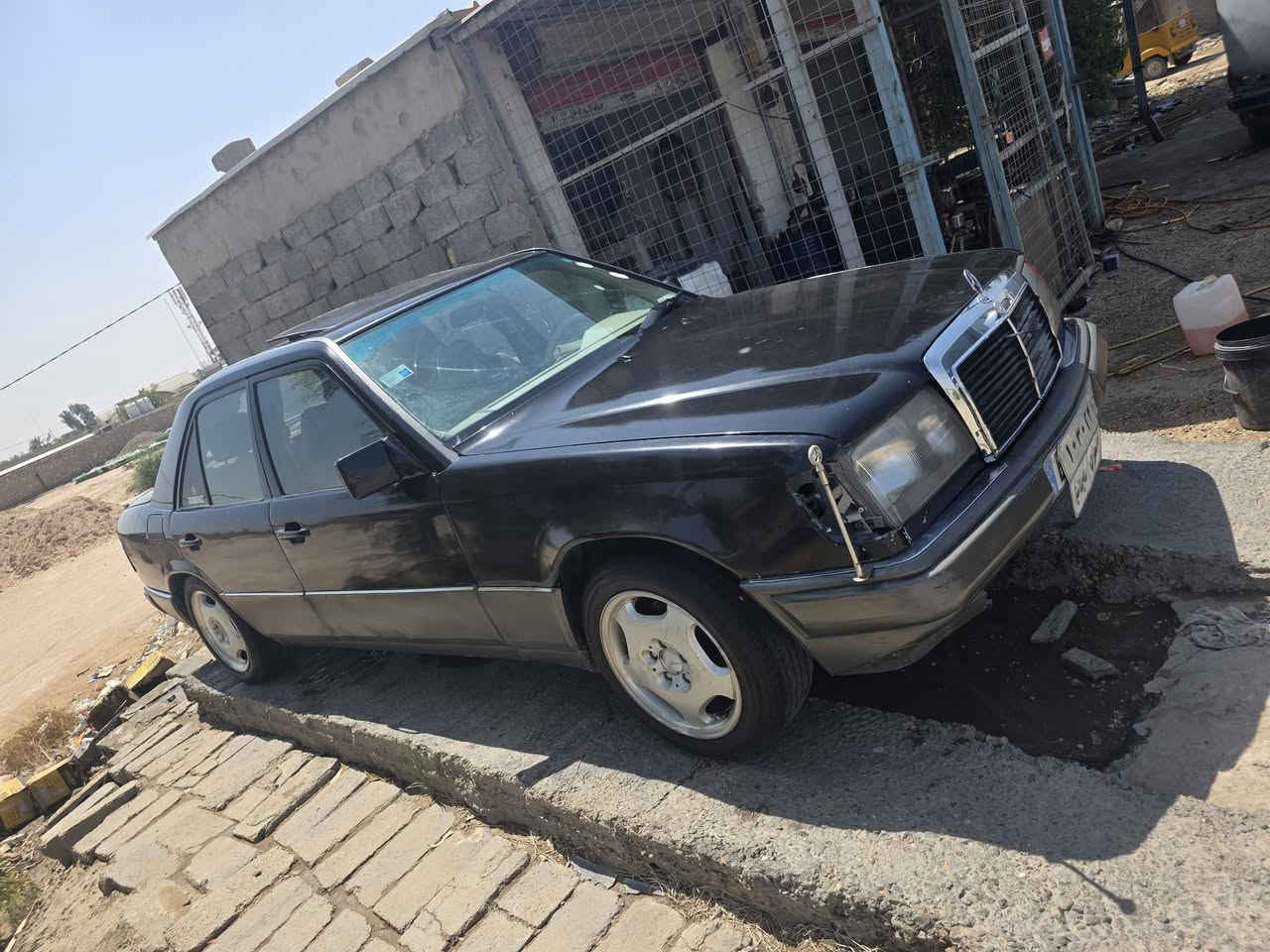 سلام عليكم دب مديل ٨٨ كير مكينه بطه جدد رقم سليمانيه تحويل مباشر راعيه عربي بلحله سنويه جديده ال ٢٧ جاهزه مكان النجف***********  ***********السعر  ٤٥ بيه مجال قليل
