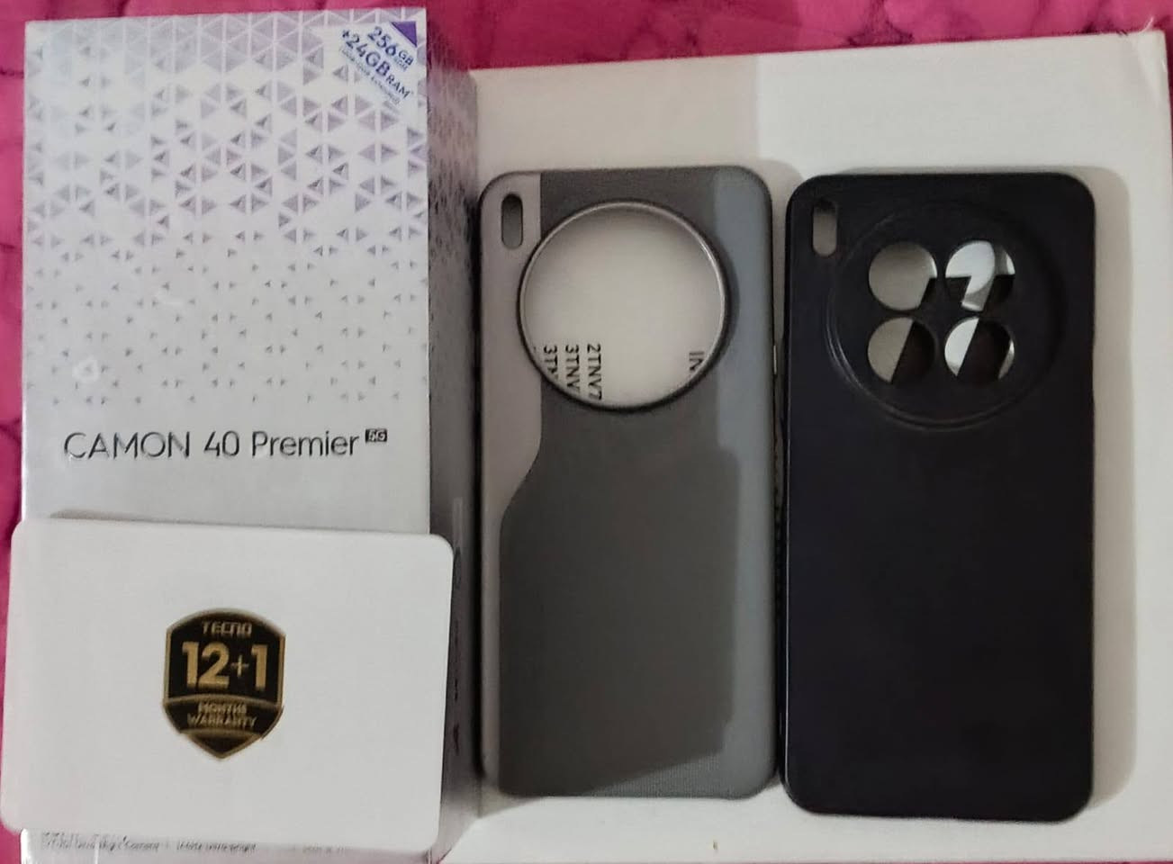 السلام عليكم للبيع
Tecno Camon 40 Premier 5G
• شاشة AMOLED 6.67" — 144Hz
• معالج Dimensity 8350 Ultimate
• رام 12GB
• ذاكرة 256GB
• كاميرات 50MP
• بطارية 5100mAh
• شحن سريع 70W
• يدعم 5G
• يدعم تشغيل الألعاب حتى 120 فريم
جهاز نضيف كلش شخط واحد ما بيه. 
ملحقات كاملة ما عدا الشاحن 
السعر 430 وبيه مجال. 
للاستفسار *********** .
