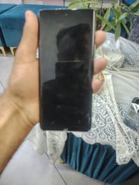 هونر X9b • شاشة مضروبة • مستعمل