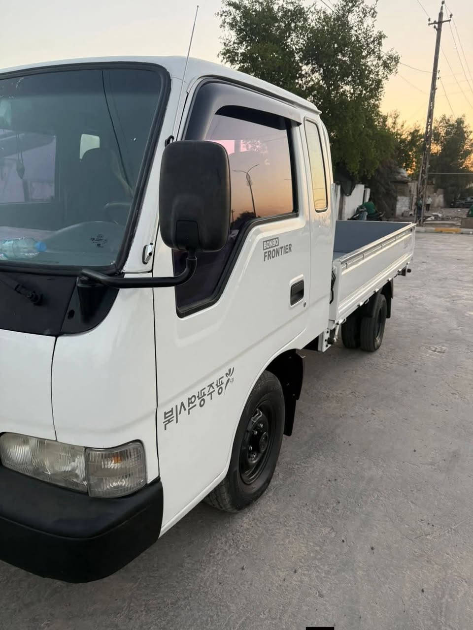 كيا فونتيرا موديل 1998 مصبوغة عام كفالة شاصي ورقم شاصي  مكينة وگير واكسل تخم تاير 550 العالي داخل جديد كهربائيات كلهة شغالة وكاملة  رقم  انگليزي بغداد  باسمي مداور ثاني سنوية وهزة جديدة مكاني الكوت  النعمانية السعر 65 وبيهة مجال 
***********
