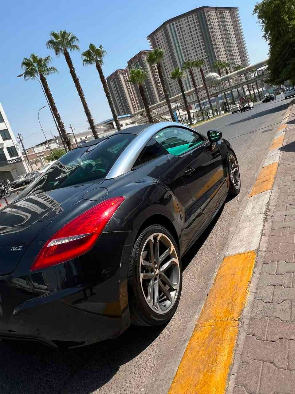 للبيع او مراوس بيجو 2011 فئة Rcz رياضي تك باب مكينه وكير وتبريد شرط كفاله قماره كاربون فايبر فول مواصفات عدا البصمه كير اوتماتيك 7نمر مع البك +نضام سبورت وكير عادي السياره مكفوله من الضربه والصبغ هزه وفحص جديد سنويه جديد باسمي ل2031 للاستفسار الاتصال ع الرقم ***********
