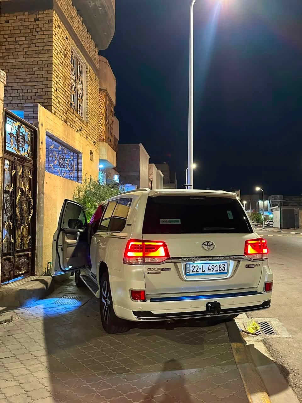 لاندكروزر 2019  GXR
8 سلندر شركة ساز
سيارة جديدة اخت الزيرو
ماشية 88 الف قابلة للزيادة 
فول فول مواصفات ®️
شاشة كبير لمس 5كاميرا حاسة رادارات كاميرات 3 شاشات سيلاد فتحة سقف
كشن جلد كشن كاراباي شحن موبايل 8 اريباك تبريد مركزية
بصمة تشغيل عن بعد باب جاك سلاجة ليد زينون تحكمات ستيرن دبل فوليوم فورويل هوك سيارة بها 2 بصمة من شركة جديد جدأ سيارة عل نظافتها احسبها صفر زيرو
تخم تاير دنلوب الاصلي
محرك كير بشرط ما مفتوح 7
سيارة حيل نظيفة كلشي عل بلاد لوك
سعر 495 ورقه
كفاله عامه
تفاصيل ع رقم ***********
