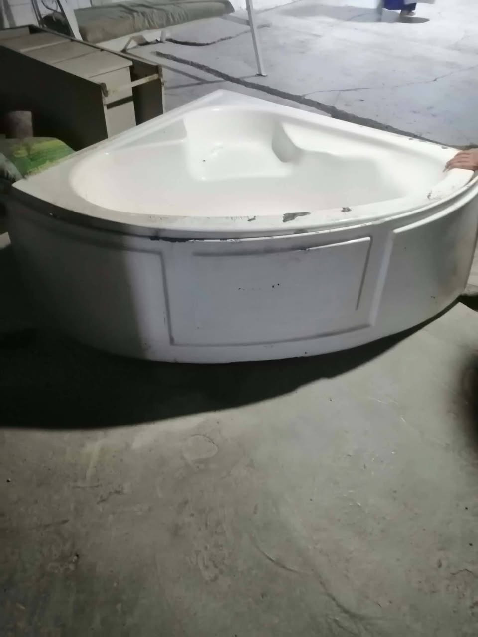 بانيو • حجم كبير • بدون ثقوب