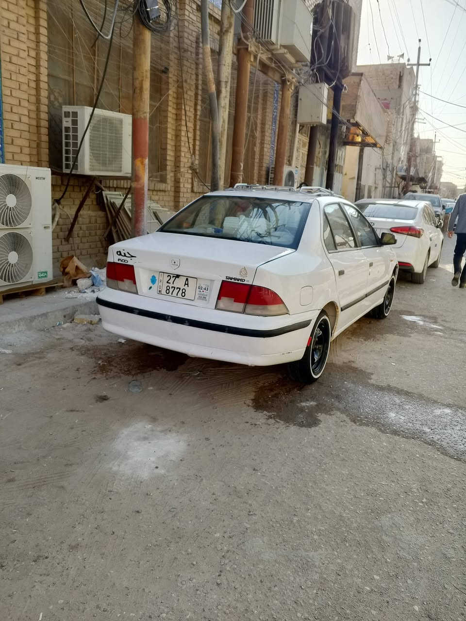 السلام عليكم من رخصة الادمن سمند 11كير جديد توني شاده صار يومين حداديه جديده لايت عالي ناصي زنون شمسي وابيض تخم تايم جديد تبريد  شغال الدناكير الوره توني شادهن بيها بس المكينه ضعيفه دخن سياره خير من الله ***********مامتواجد ع الفيس
