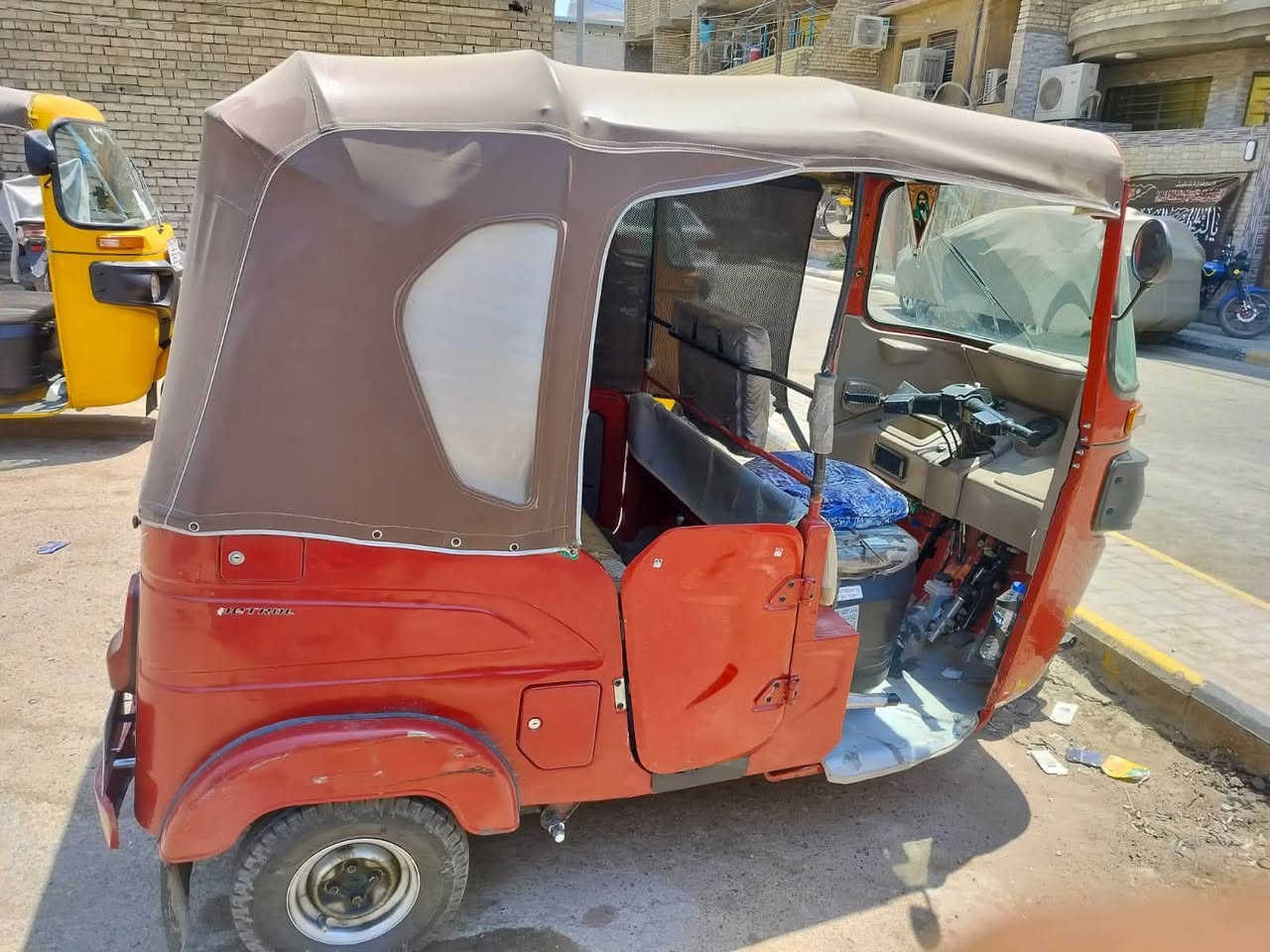 تكتك مديل 22 رقم  بغدادتحويل ثاني يوم   مدينه الصدر. شارع  الفلاح السعر 9300بيها  مجال اتصال ‭***********‬
