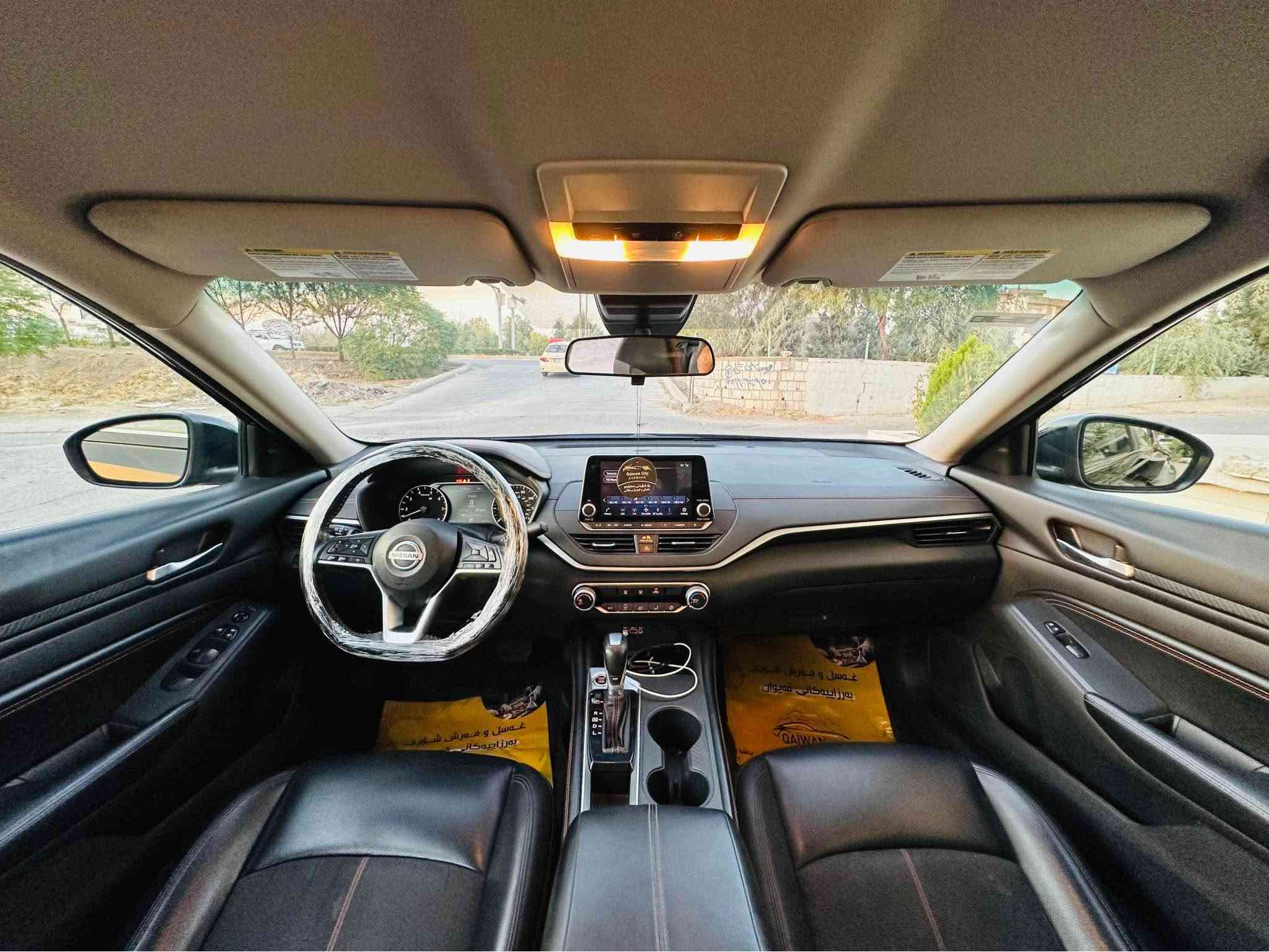 Nissan Altima 2022 SR
نیسان التیما ٢٠٢٢ SR
دووپارچە و پەلەیە بۆیاخ 
گێرو مەکینەی بەشەرت نەکراوەتەوە
٥٨ هەزار ڕۆشتوە
سەنەوەی تازەیە تا ٢٠٢٩ بەناو خۆمەوەویە 
سعری / ١٢٤$
                                                            *********** Singapore

