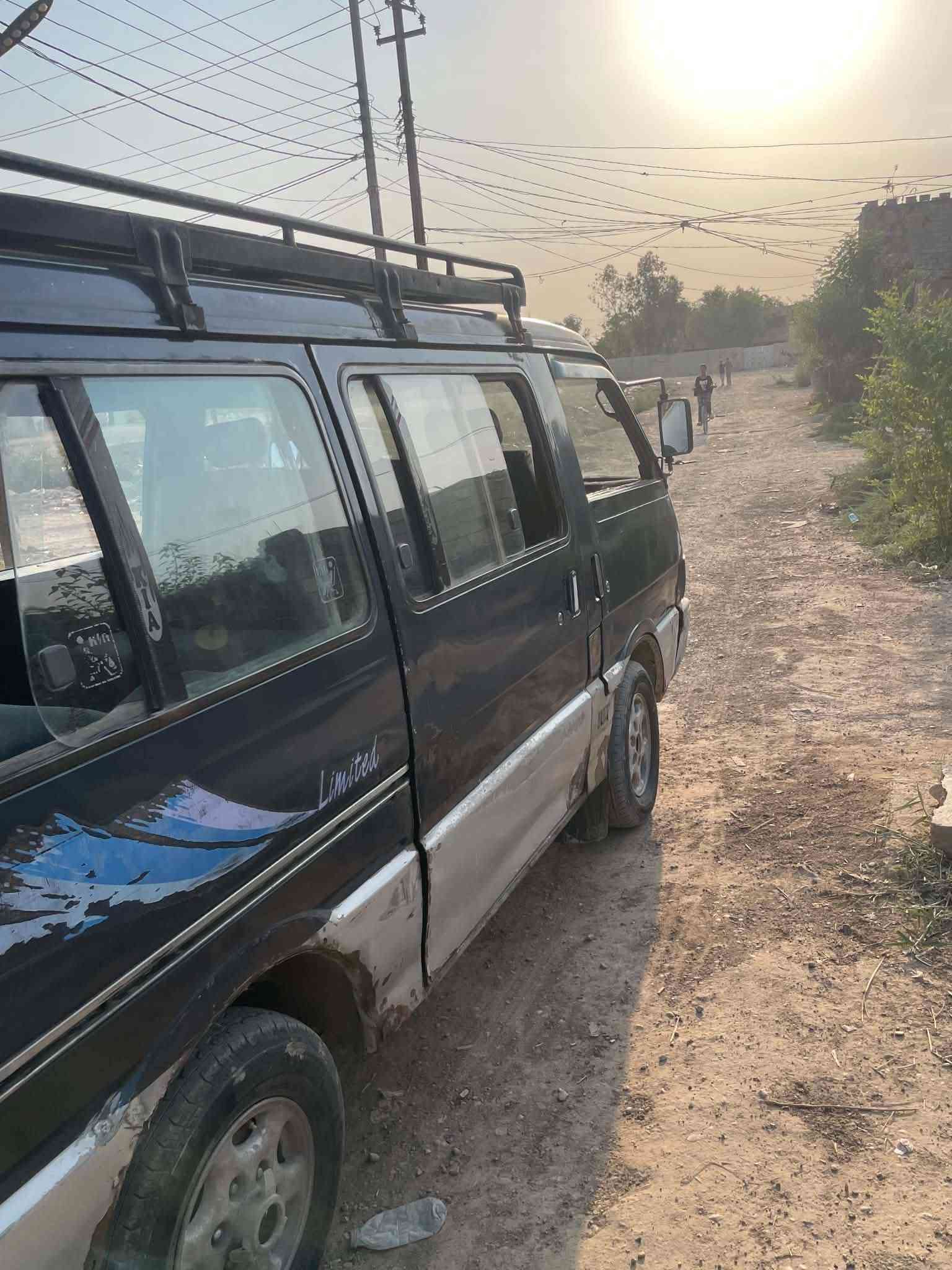 السلام عليكم كيه بسته مديل 95 رقم بغداد الماني مكفوله كير اكسل خير من الله محرك مكفول نظفتها خير من الله السعر 38 ورقه وبيه مجال سنويته لنهايت  2028المكان ديالى رقم هاتف ***********
