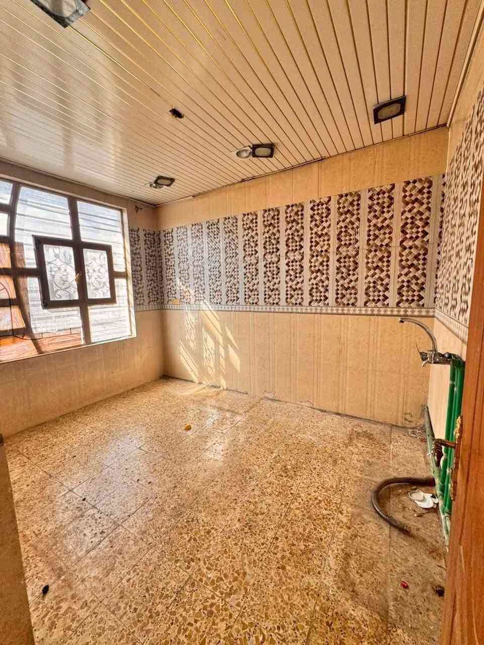 شقه 🏡 اجار حي النفط مساحه 70متر مربع  تفاصيل البناء  غرفه وصاله مطبخ وصحيات طابق اول التواصل مكتب دار السلام  *********** وليد الشباني
 *********** امير التميمي #سلام #سلام #نجف #نجفنا
