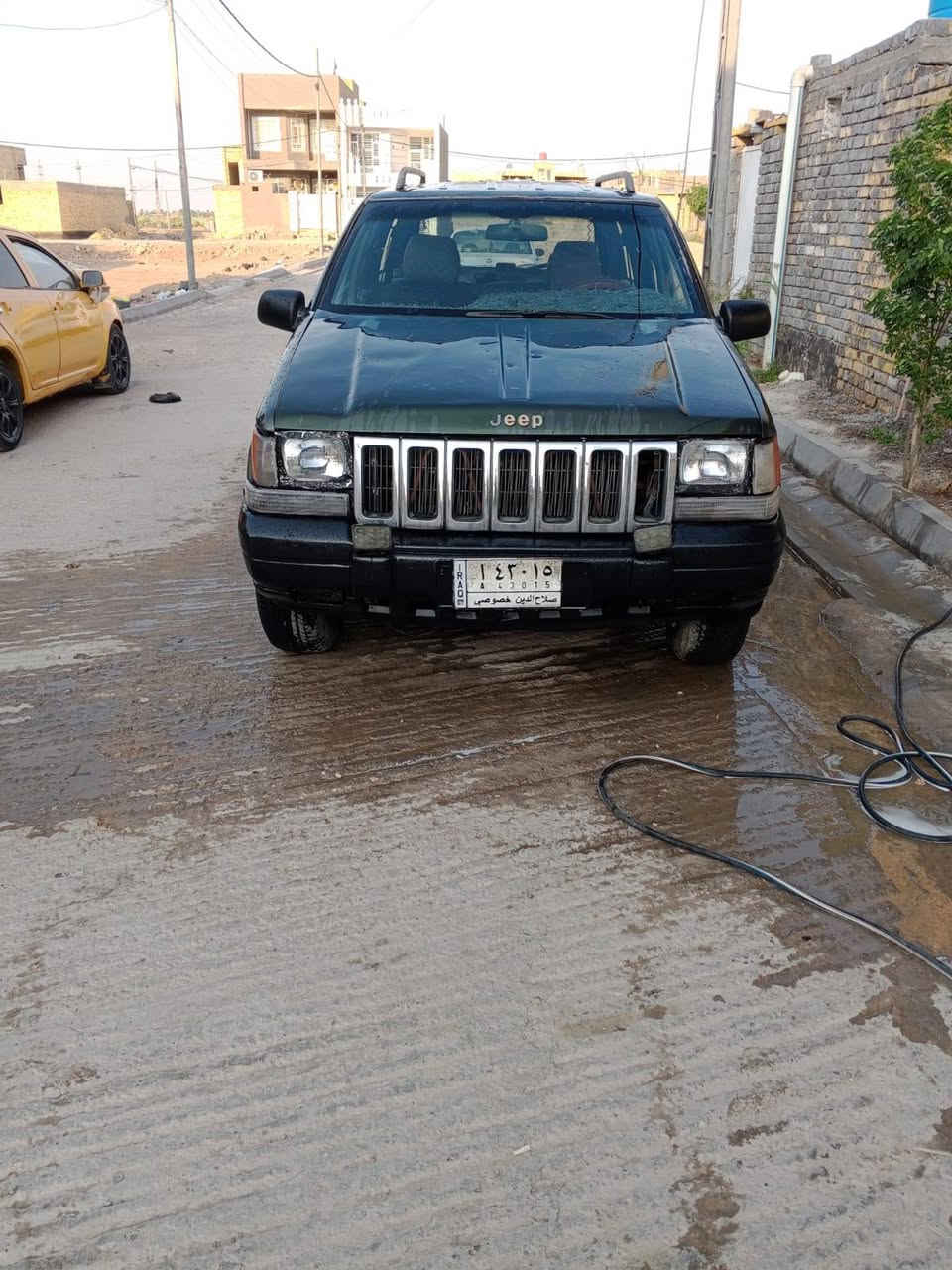 سلام عليكم جيب شيروكي موديل ٩٥ سنويه ٢٧ مشروع وطني تحويل مباشر مكينه وكير بطه كرتون مكان واسط كوت السعر ٢٨ ***********ورقه وبيها مجال بسيط كلش
