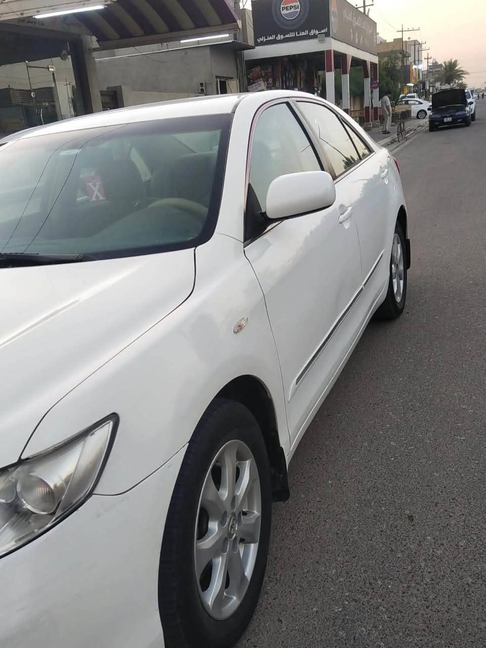 السلام عليكم 
للبيع كامري وارد خليجي موديل 2008 رقم بغداد شرط تحويل محرك 4سلندر بي تبخير كير مكفول ضرر صبغ شي قليل موضح بالصوره السعر 95بيه مجال مكان الانبار _الرمادي جويبه للاستفسار ***********
