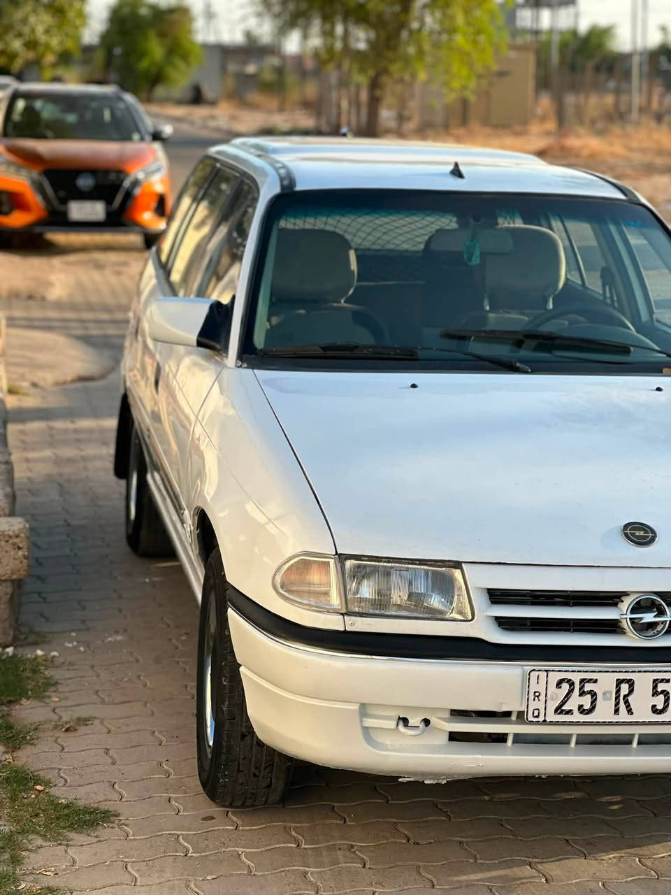 للبيع أوبل استرا موديل 1993محرك 16مشروع وطني بسمي سنويه لل31بدون ضربه كير ومحرك شرط لا صرف لا بخار بطاقه بانزين تخم تاير جديد كهربائيات جديد 
للاستفسار ***********
